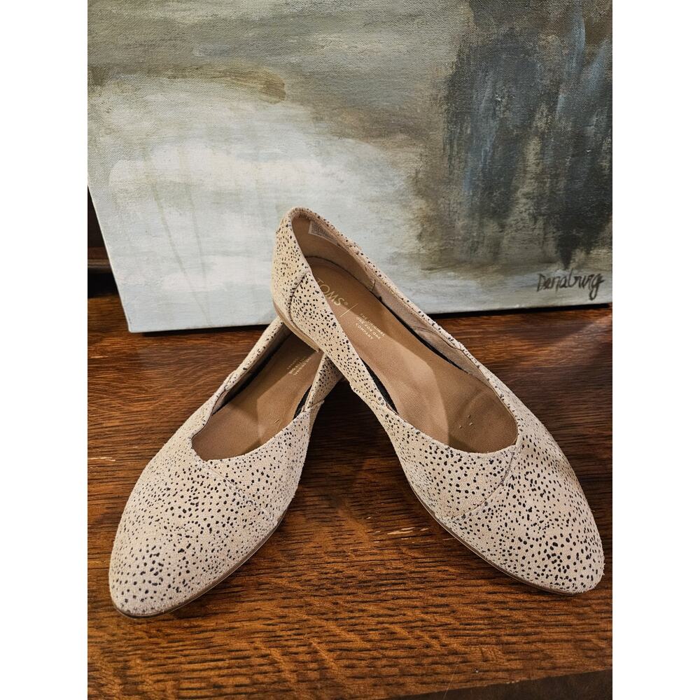 Toms Jutti Neat Leather Loafer Tan Women's Ballet Flat Size 9.5 Animal Print